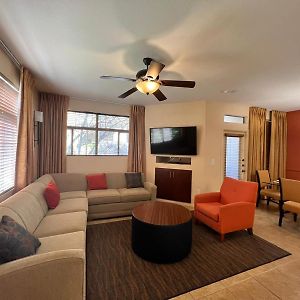 One-Bedroom Unit